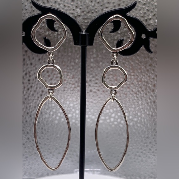 RARE Grace & Heart Post 3-Tier Hammered Sterling Dangle Earrings - Picture 4 of 10